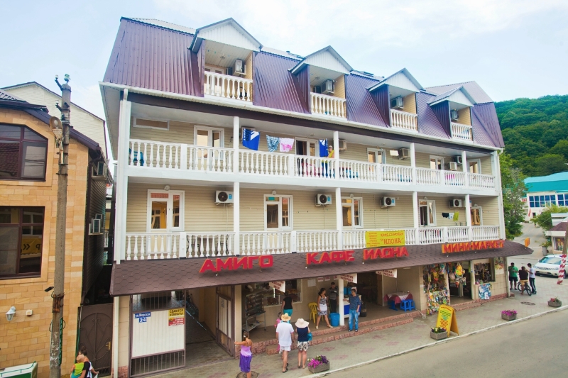 Отель Амиго